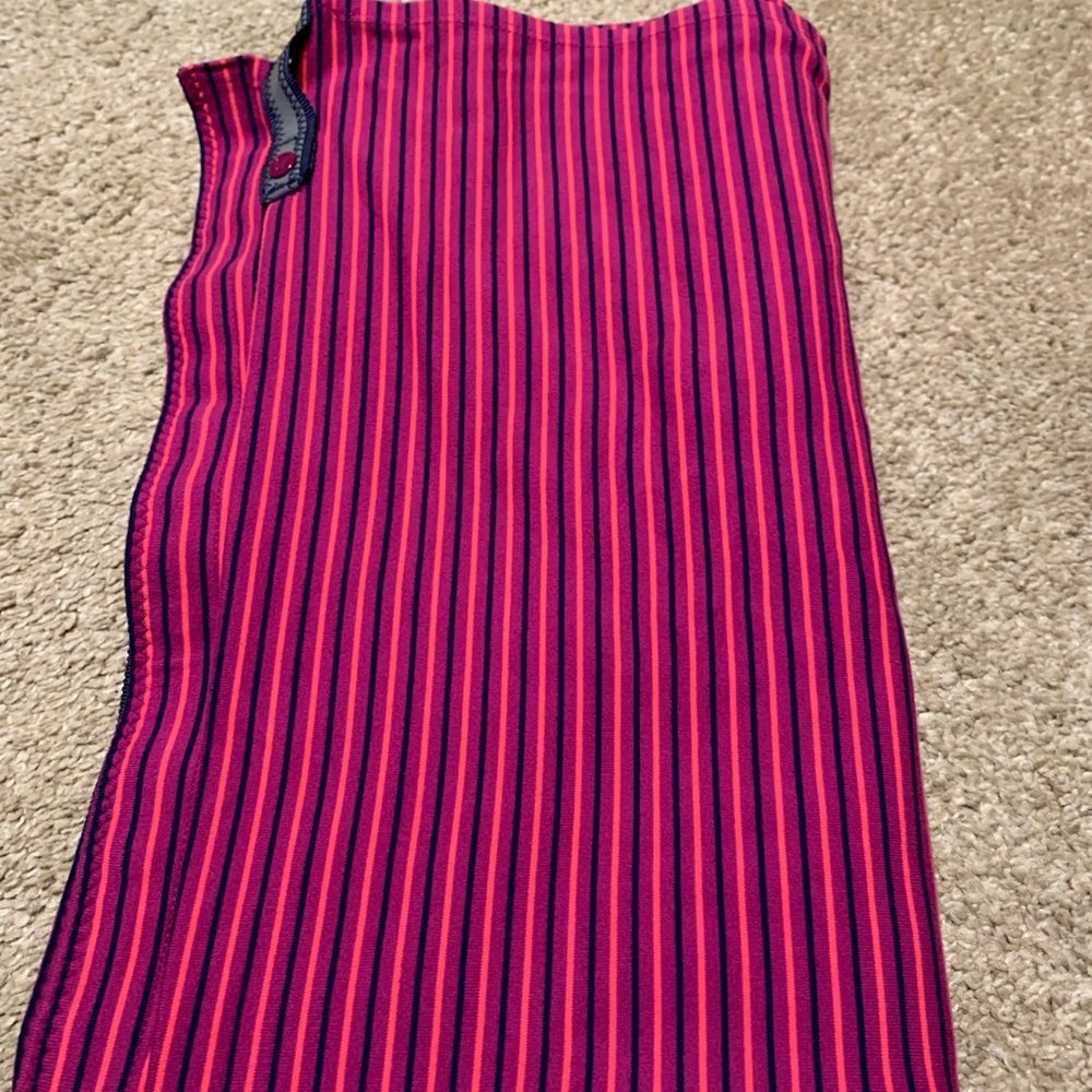 Lululemon vinyasa scarf raspberry